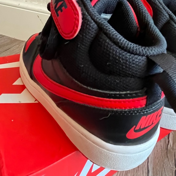 Nike Jordan  “GS” Bred, W’s sz 7, M’s sz 5.5 - Picture 6 of 8